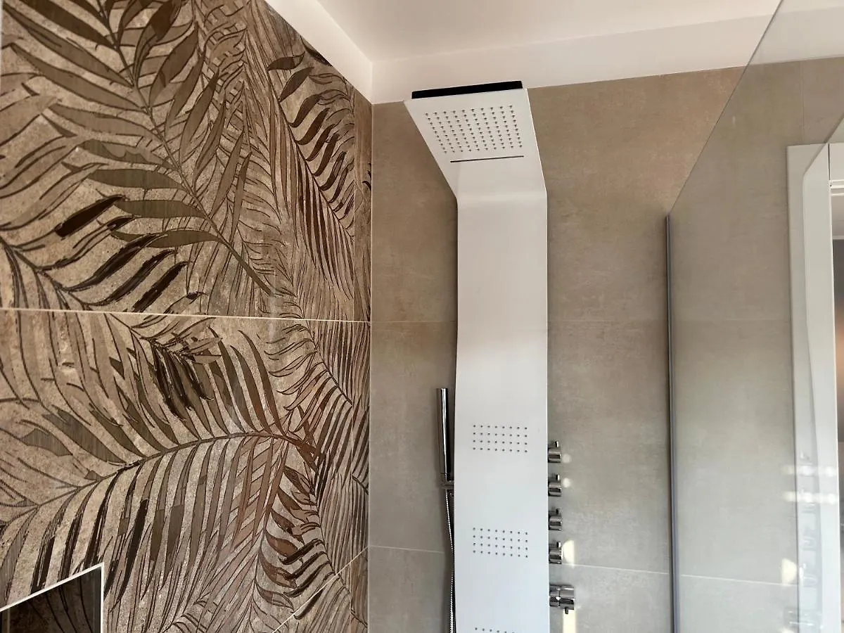 R39 Attic With Terrace And Private Parking Apartment Milan